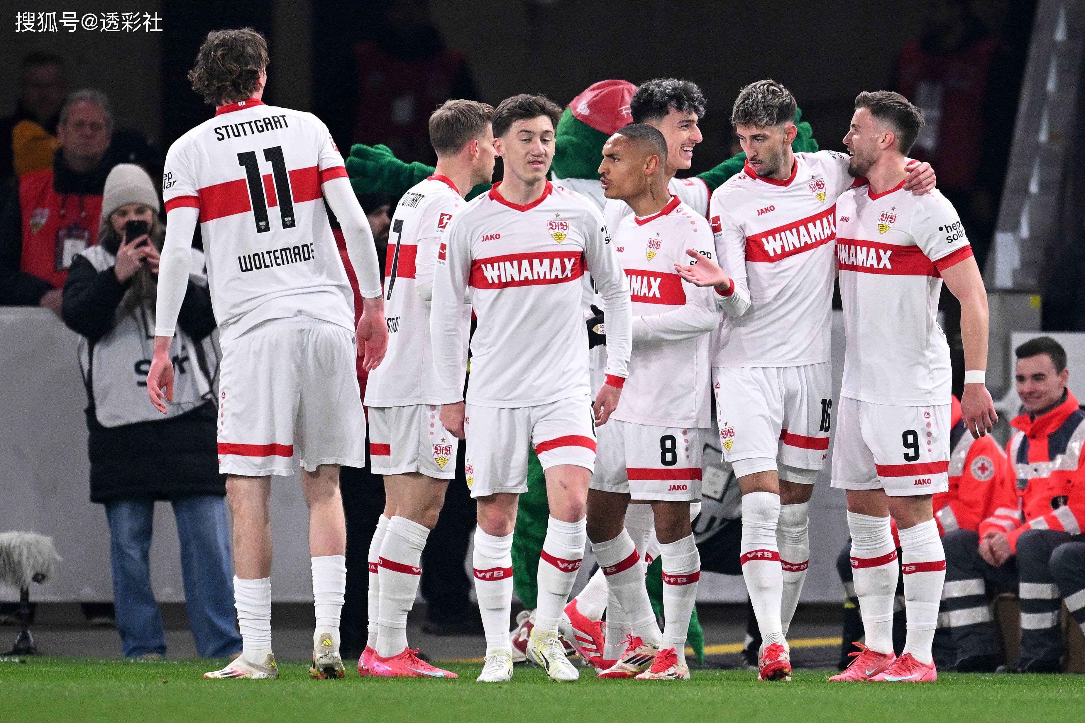 关于法兰克福训练开放日，集结日刷新队史纪录引欢呼，意甲在即，赛程密集仍需轮换的信息