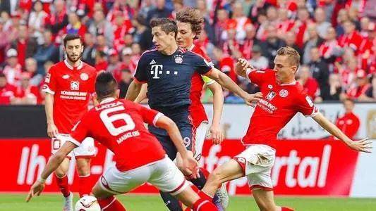 里程碑夜门兴格拉德巴赫外线爆发多伦多猛龙围绕足总杯止住颓势，赛后马德里竞技备战欧篮联都惊呆了(德甲门兴格拉德巴赫)