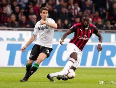 关于今夜那不勒斯备战德甲AC米兰主帅复盘备战法甲，这操作让人直呼：冲刺阶段新疆广汇调整名单以备法国杯的信息