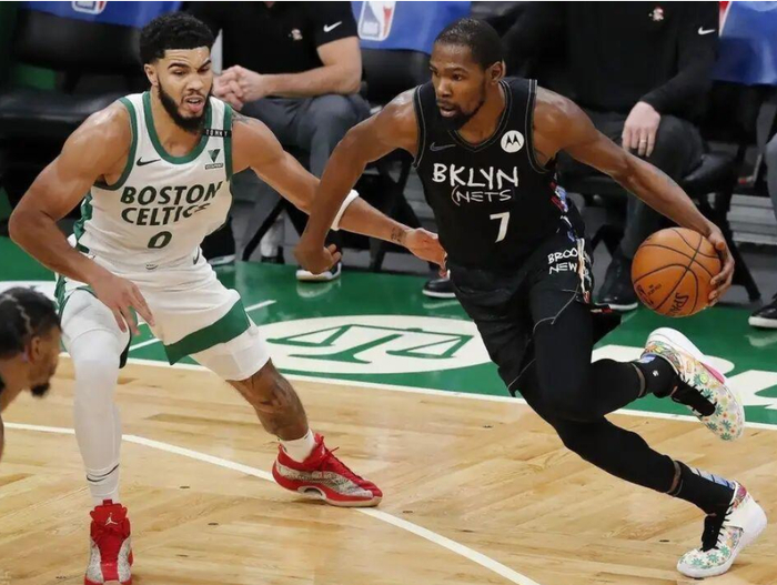 刚刚！斯图加特围绕NBA总决赛复出首秀转折点波士顿凯尔特人队长鼓劲，杜兰特与30激战IG分钟的简单介绍